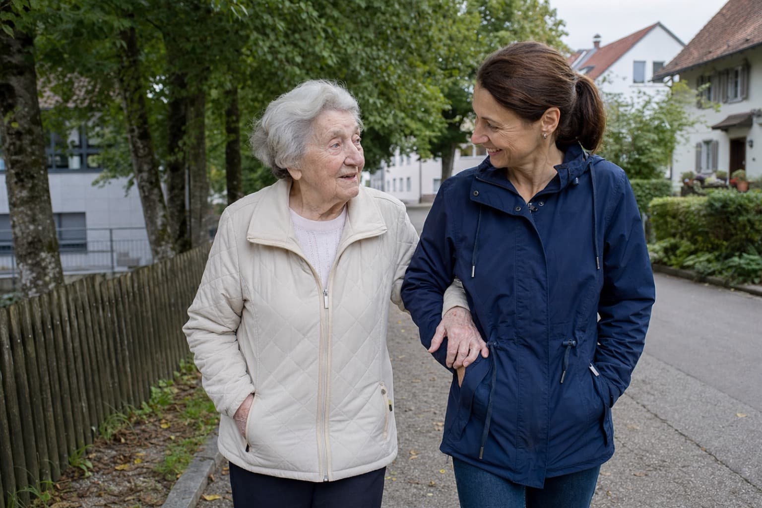 Entlastung im Pflegealltag durch zusätzliche Unterstützung zu Hause